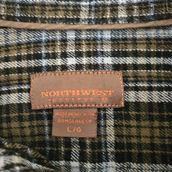 Northwest Territory Men's Plaid Flannel Button Down Shirt- size L - EUC - Picture 3 of 7
